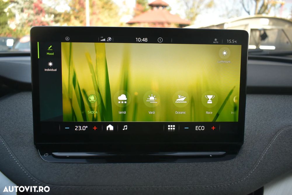 Skoda Enyaq iV Electric 80 - 17