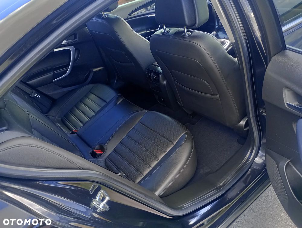 Opel Insignia 1.6 Turbo Cosmo - 17