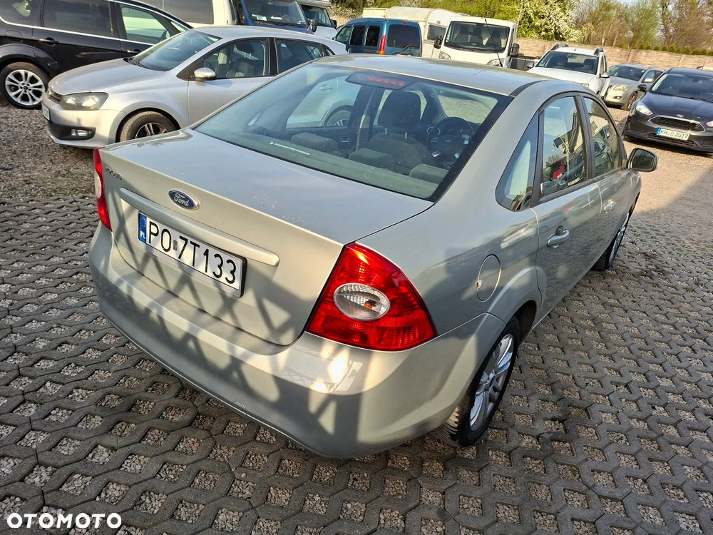 Ford Focus 1.6 Trend - 7
