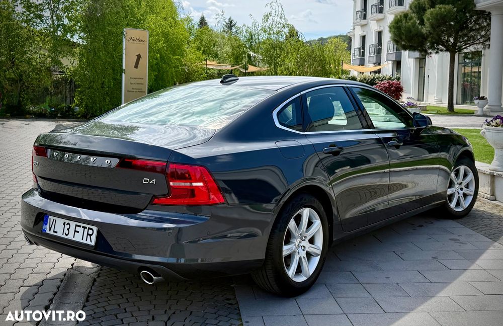 Volvo S90 D4 Geartronic Momentum - 4