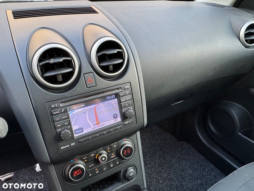 Nissan Qashqai 1.6 I-Way - 21