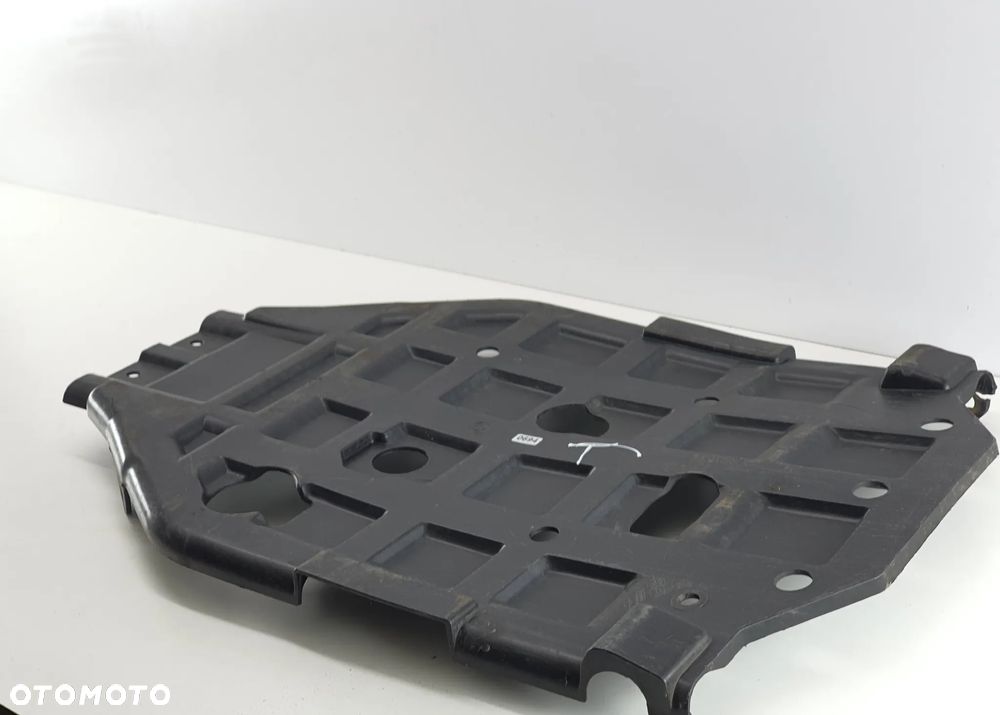 OSLONA TYL  TGB BLADE 250 - 2