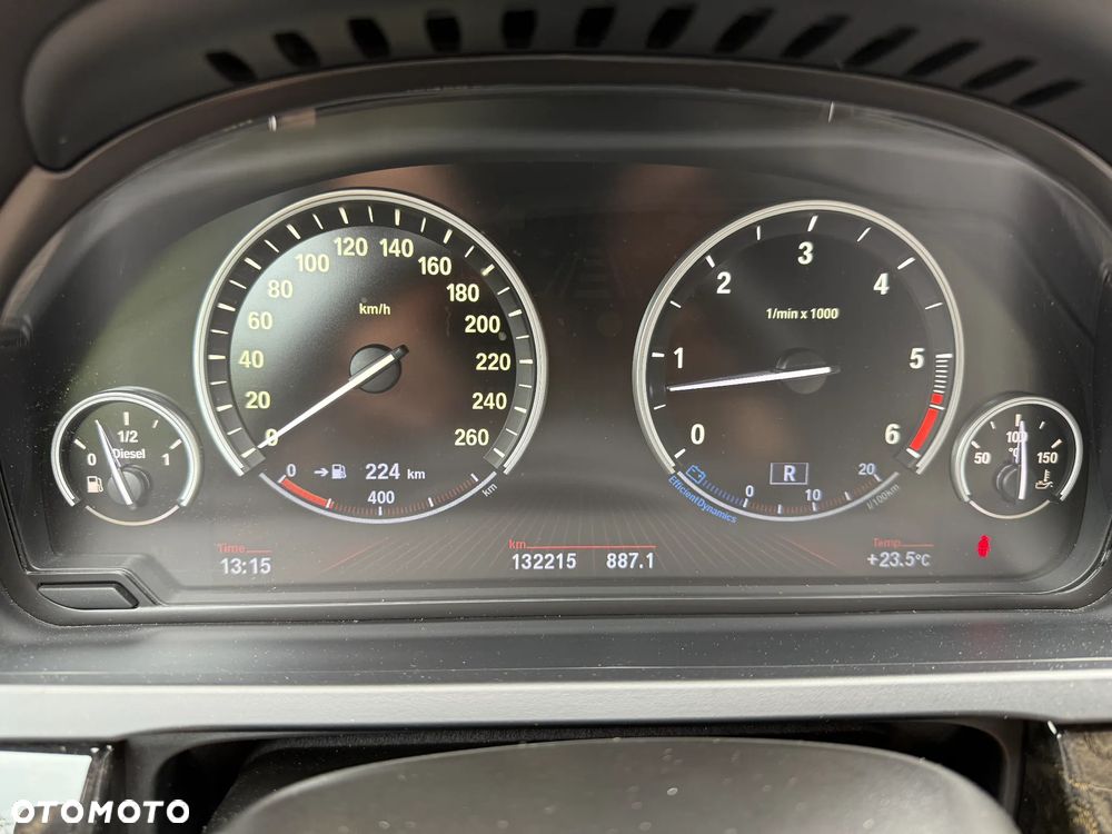 BMW Seria 7 740d - 34