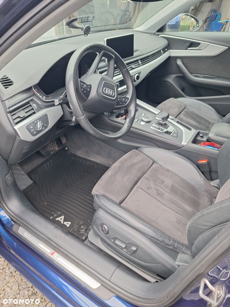 Audi A4 Limousine - 5