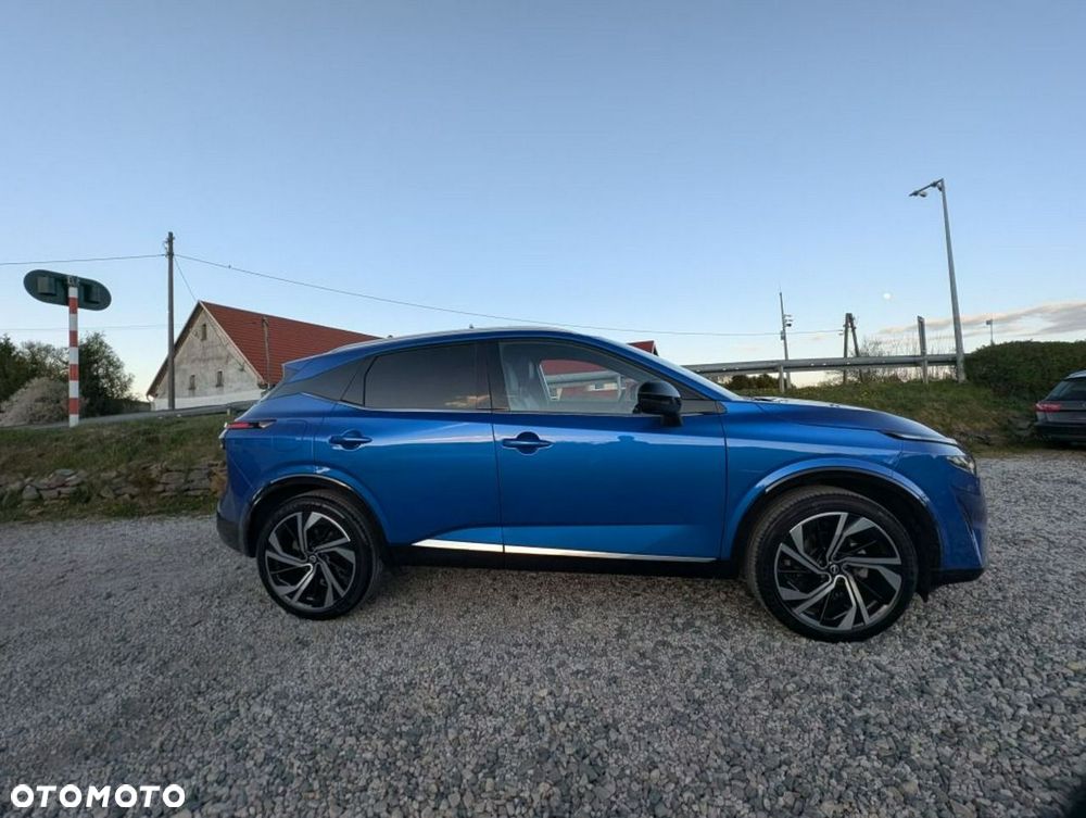 Nissan Qashqai 1.3 DIG-T MHEV Xtronic Tekna+ - 4
