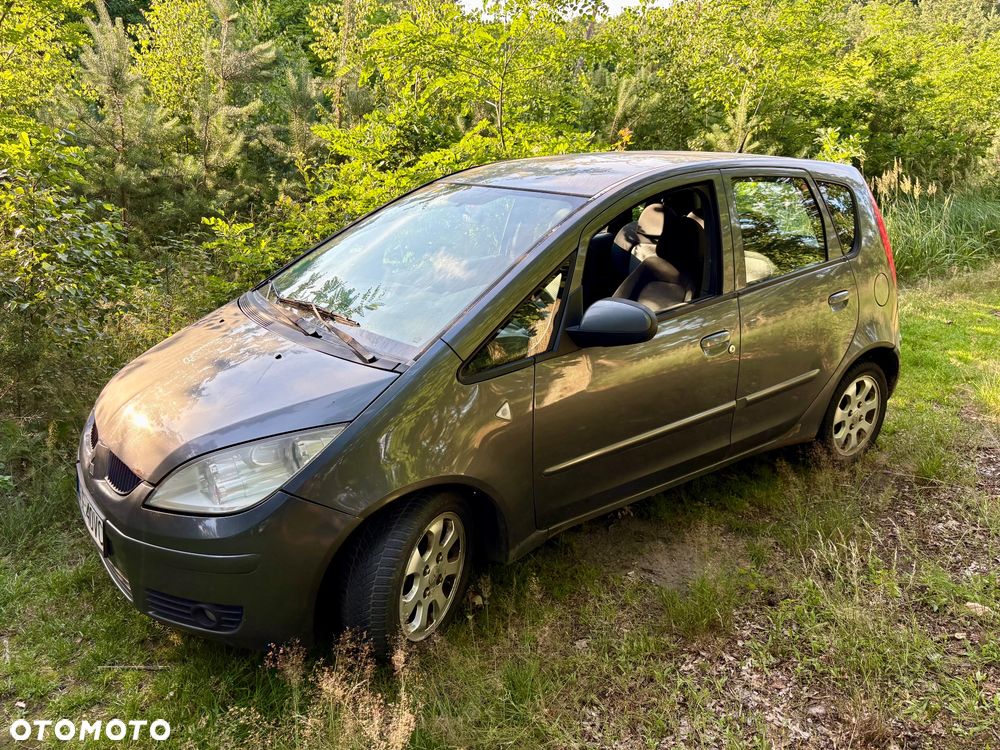 Mitsubishi Colt - 1