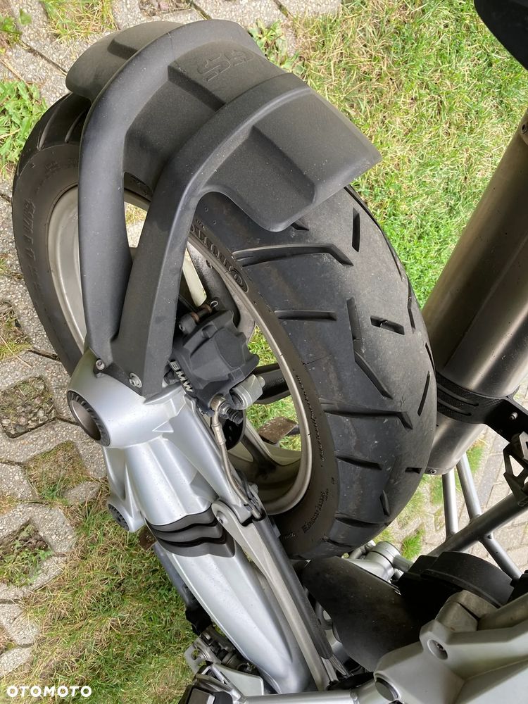 BMW R - 9