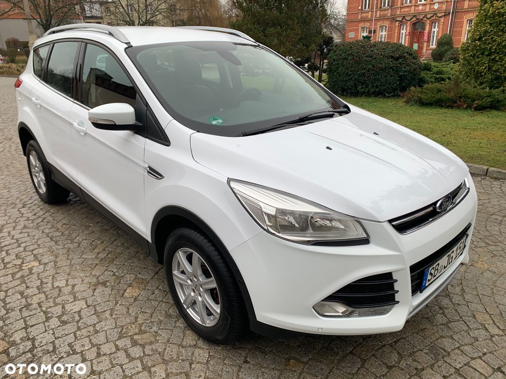 Ford Kuga 2.0 TDCi 2x4 Titanium - 8
