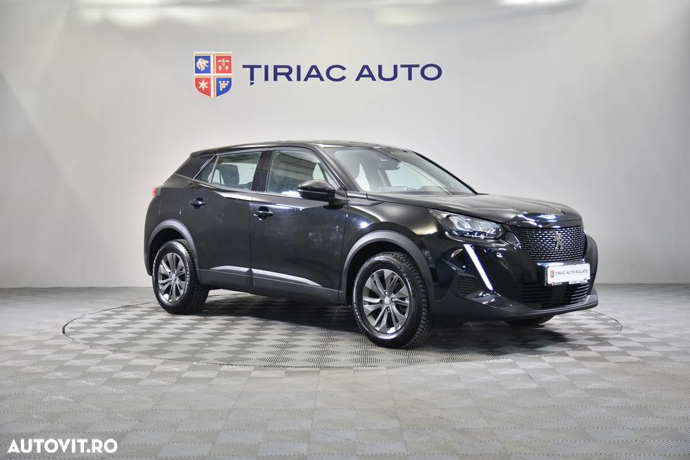 Peugeot 2008 - 8