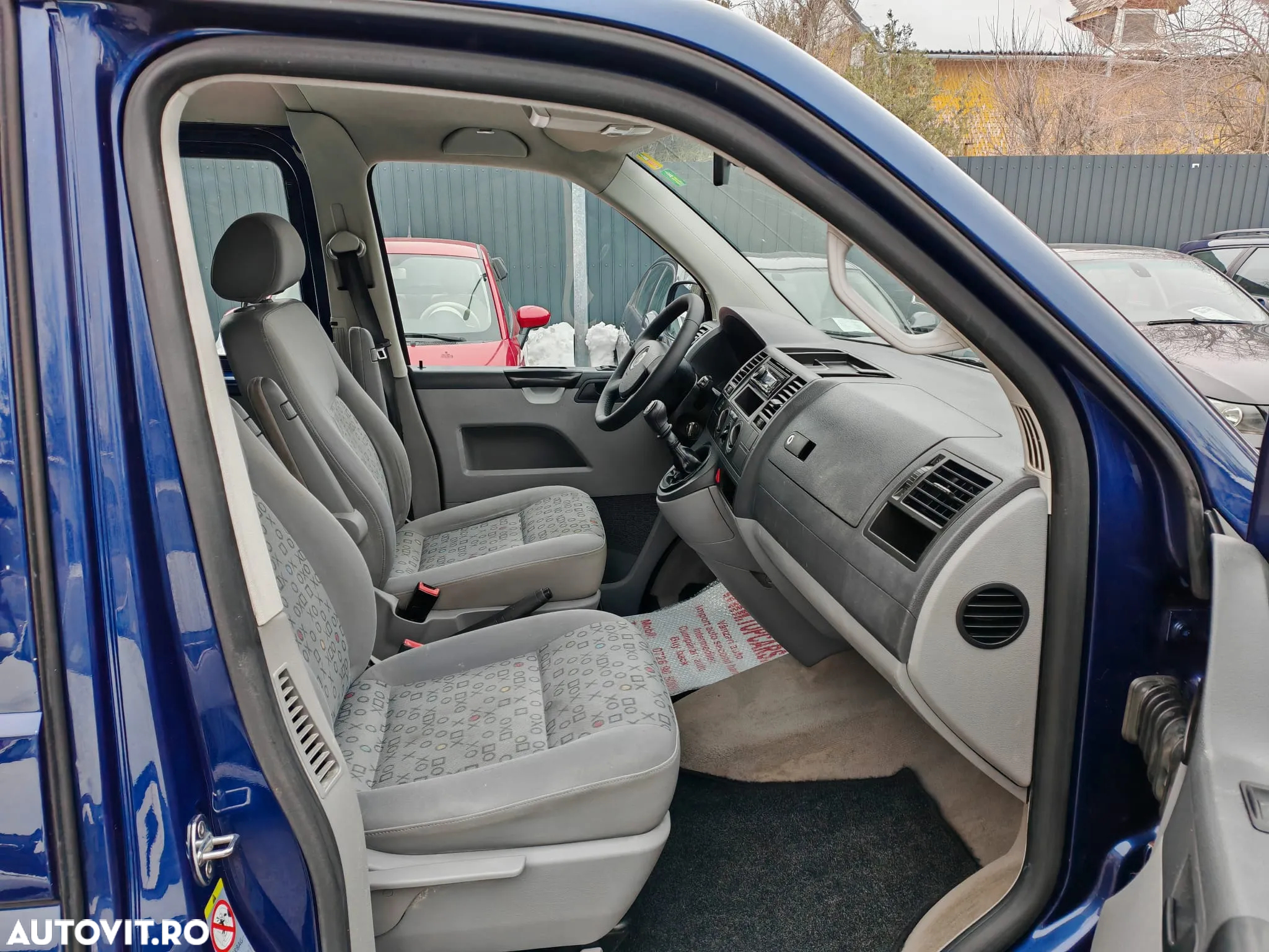 Volkswagen Transporter - 8
