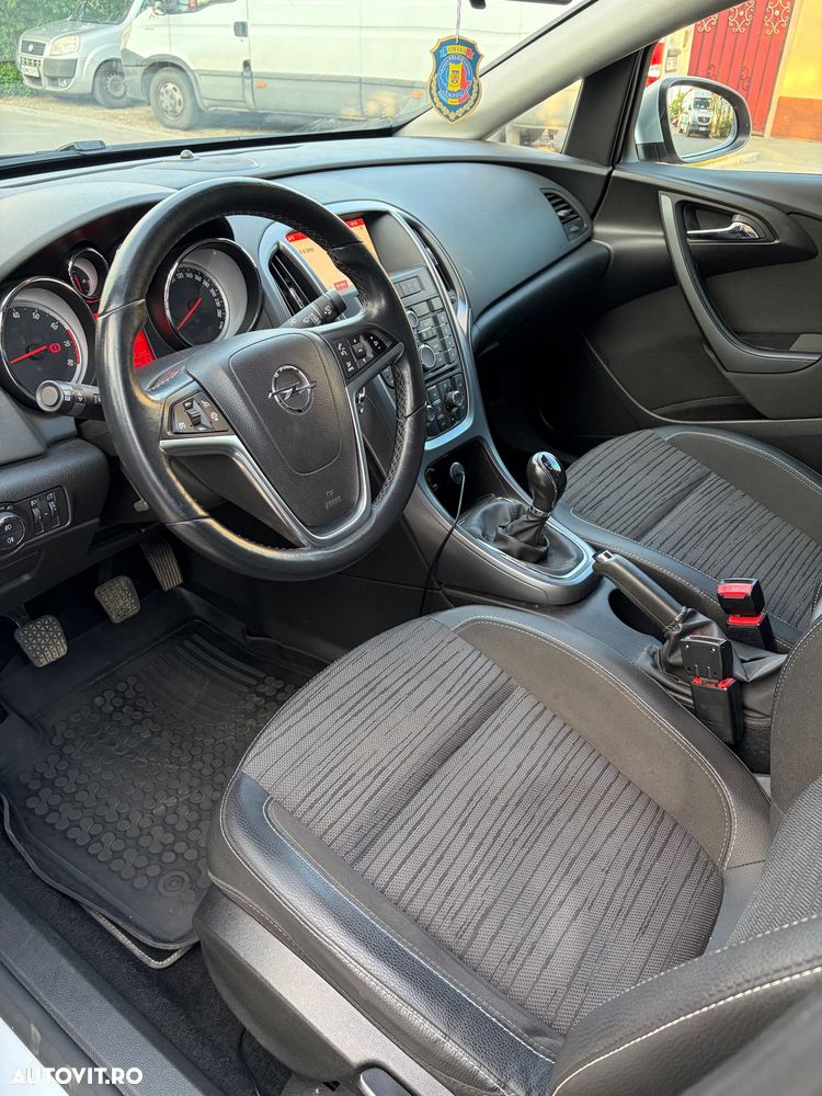 Opel Astra 1.6 TWINPORT ECOTEC Cosmo - 5