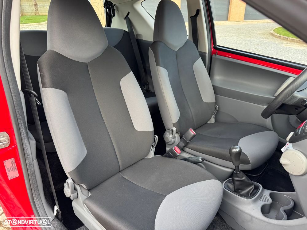 Peugeot 107 1.0 Petit Filou - 10