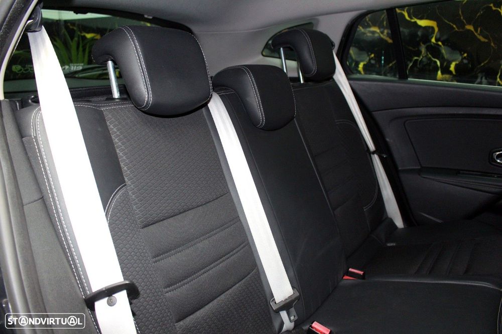 Renault Mégane 1.5 Blue dCi Bose Edition EDC - 40