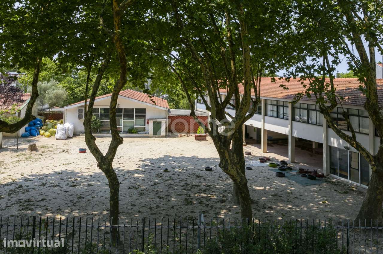 Apartamento T3 para Investimento em Soares dos Reis, Mafamude VNG - Grande imagem: 3/29