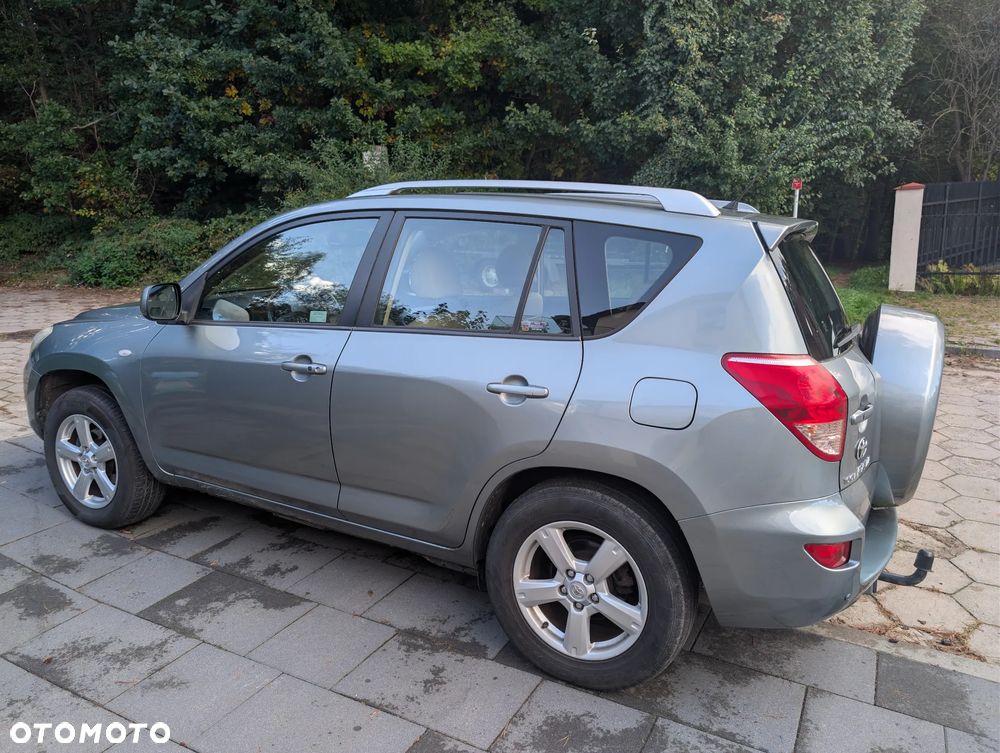 Toyota RAV4 2.0 VVT-i Prestige - 3