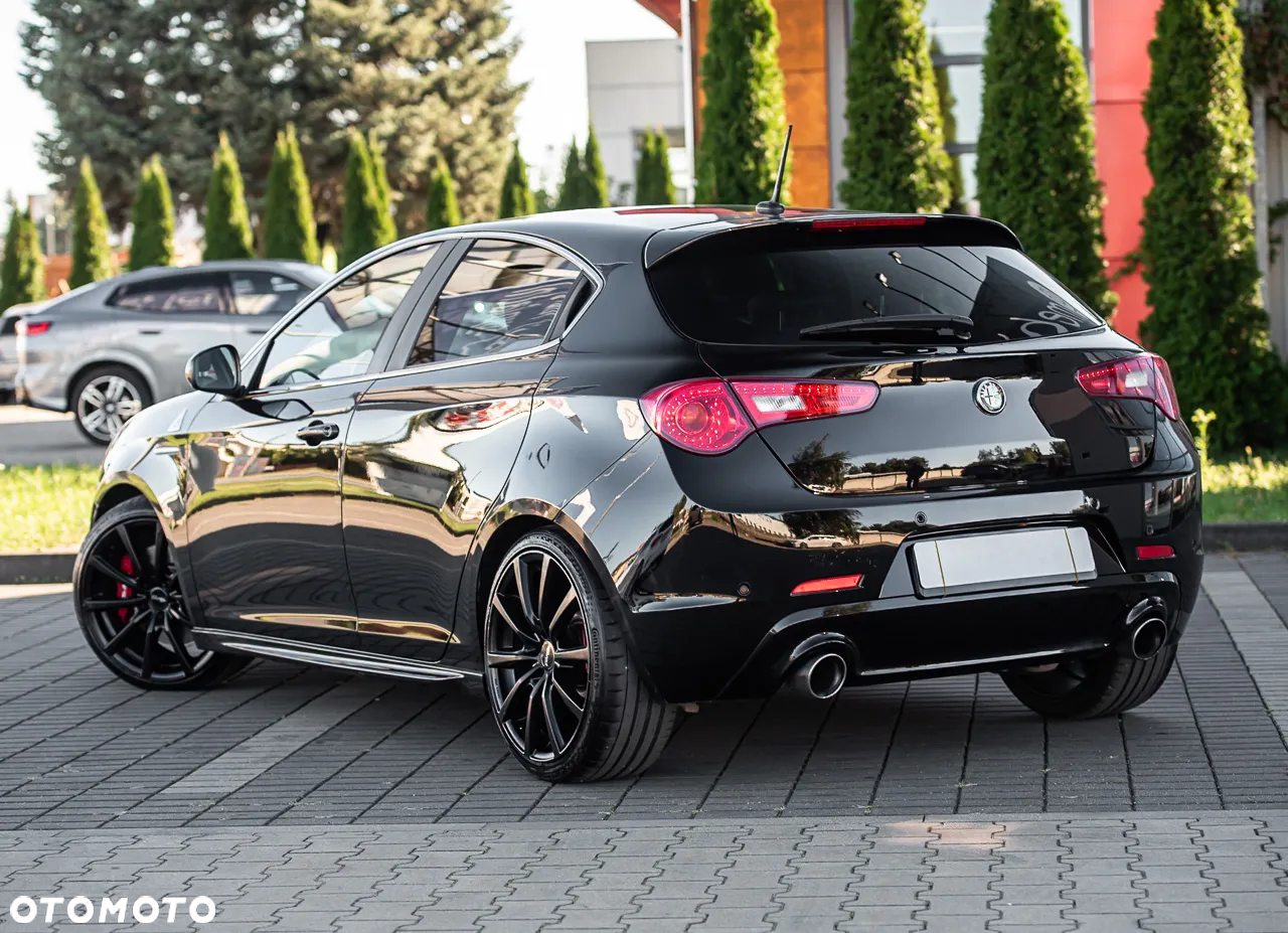 Alfa Romeo Giulietta 1.8 TBi 16V TCT Quadrifoglio Verde - 9