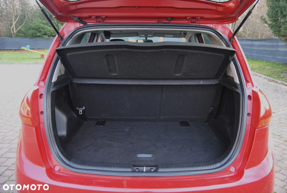 Kia Venga 1.4 CVVT ISG Spirit - 13