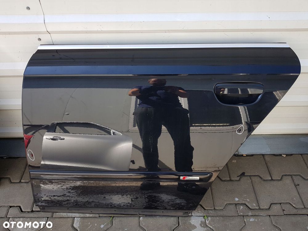 AUDI A4 B7 04-07r DRZWI LEWE TYŁ LZ9Y - 1