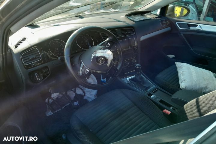 Dezmembrez Volkswagen VW Golf 7 [2012 - 2017] Hatchback 5-usi 1.2 TSI - 5
