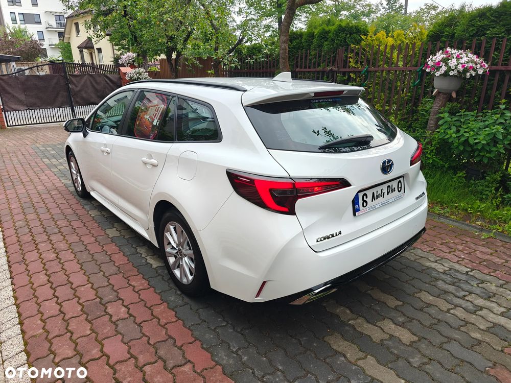 Toyota Corolla 1.8 Hybrid Comfort - 1