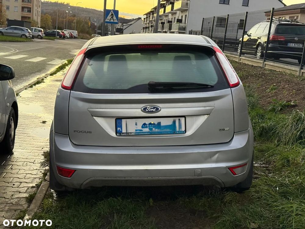 Ford Focus 1.8 TDCi Amber X - 11
