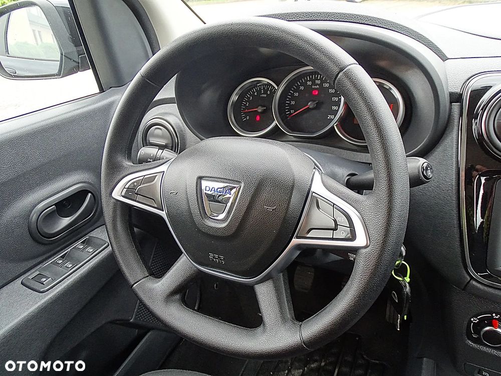 Dacia Lodgy 1.3 TCe Laureate S&S - 29