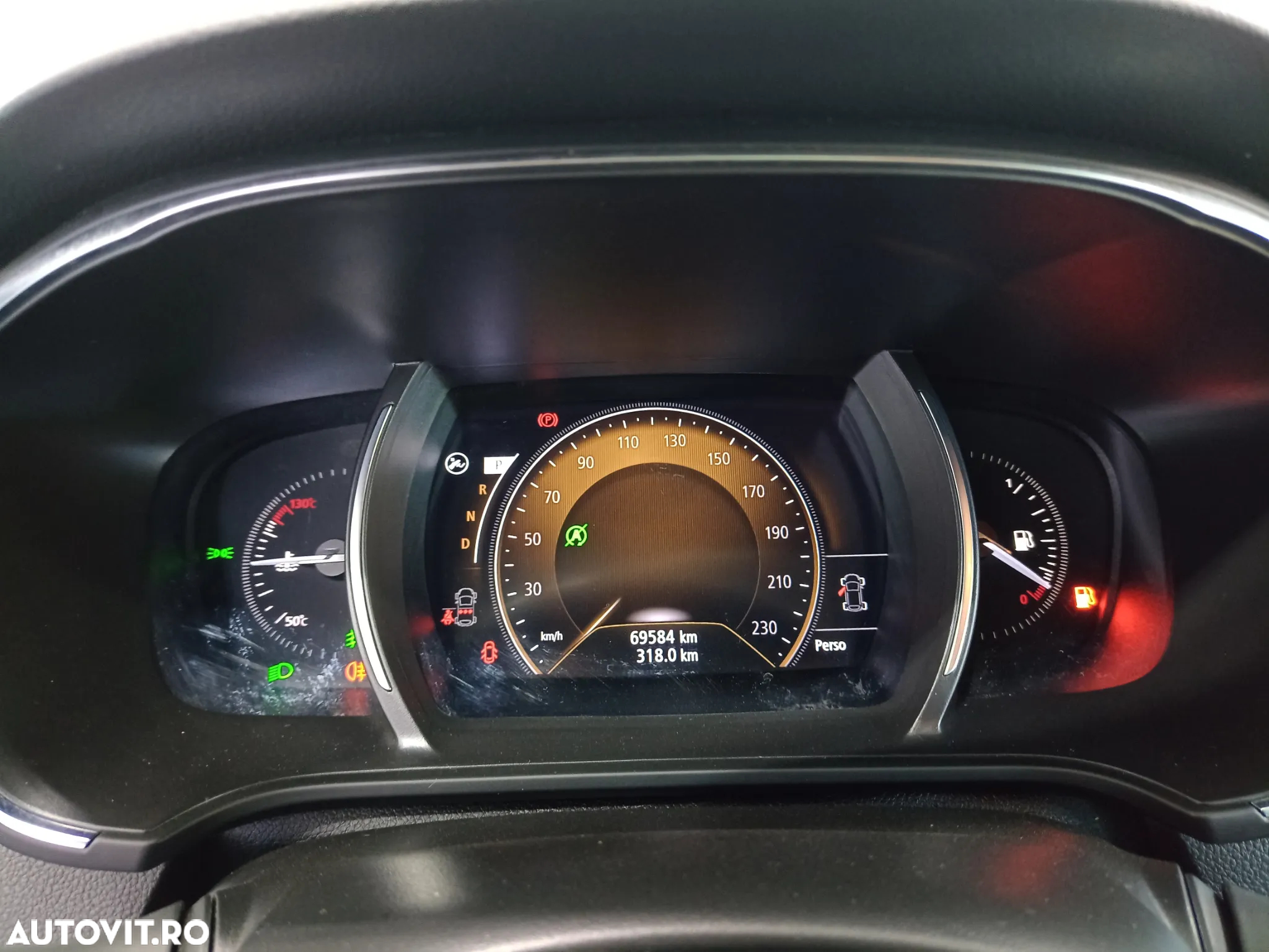 Renault Megane TCe 140 EDC GPF Zen - 12