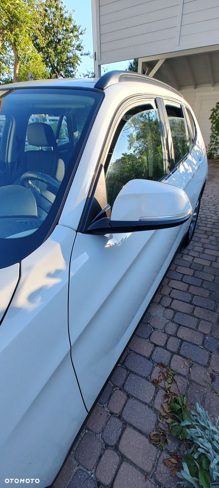 BMW X1 xDrive18d - 27