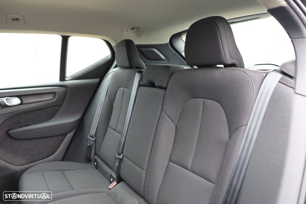 Volvo XC 40 1.5 T2 Momentum Core - 9