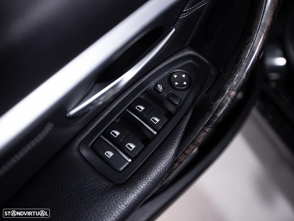 BMW 320 d Line Sport Auto - 18