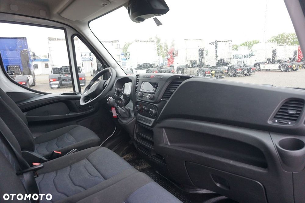 Iveco Daily 35s14 kontener meblowy - 8