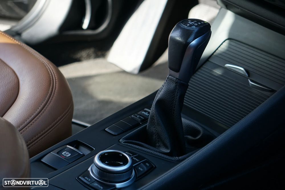 BMW X1 20 i sDrive - 10