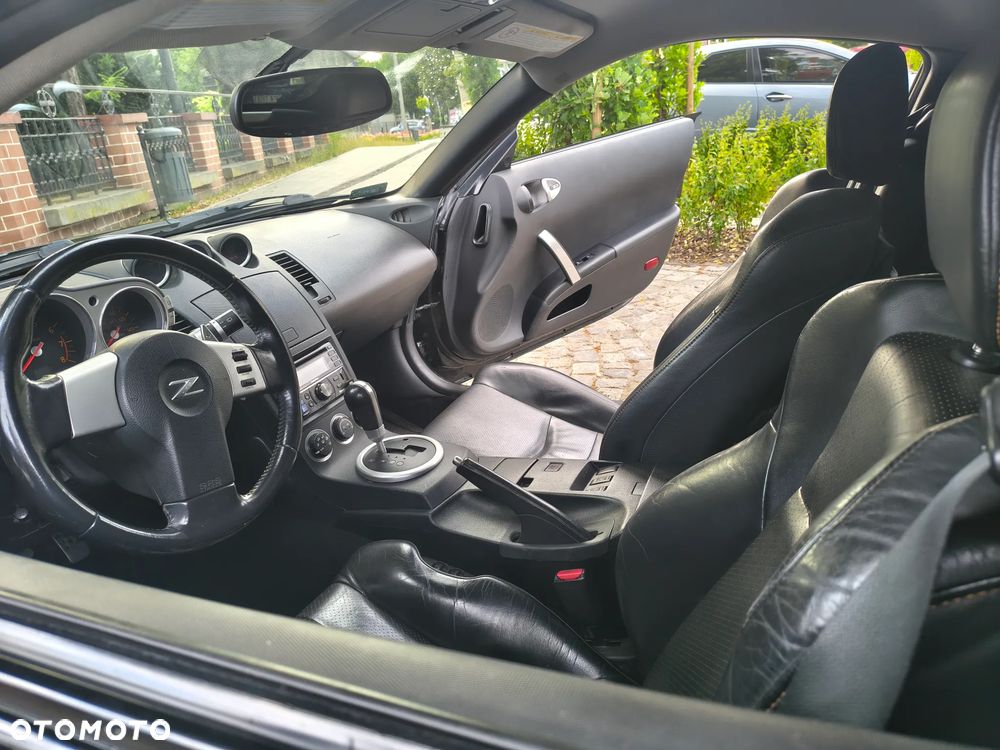 Nissan 350 Z - 14