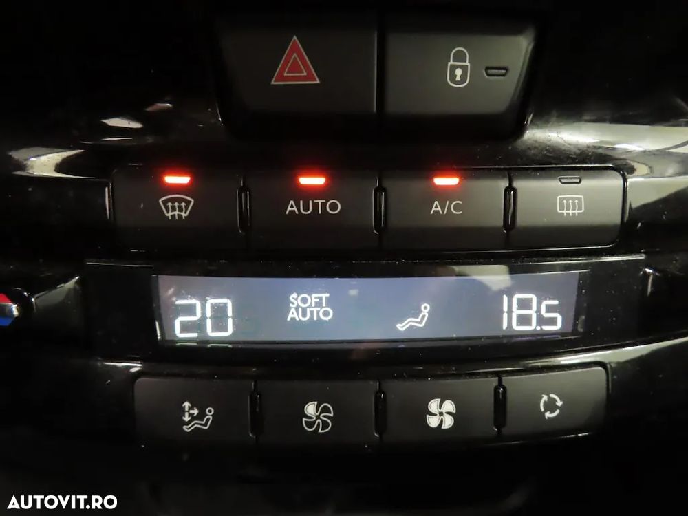 Peugeot 2008 PureTech 110 Stop&Start Active - 8