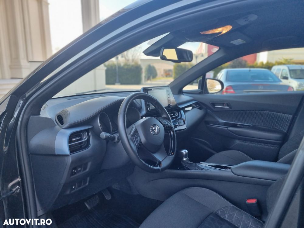 Toyota C-HR 1.8 HSD 122 CP 4x2 CVT Style - 13