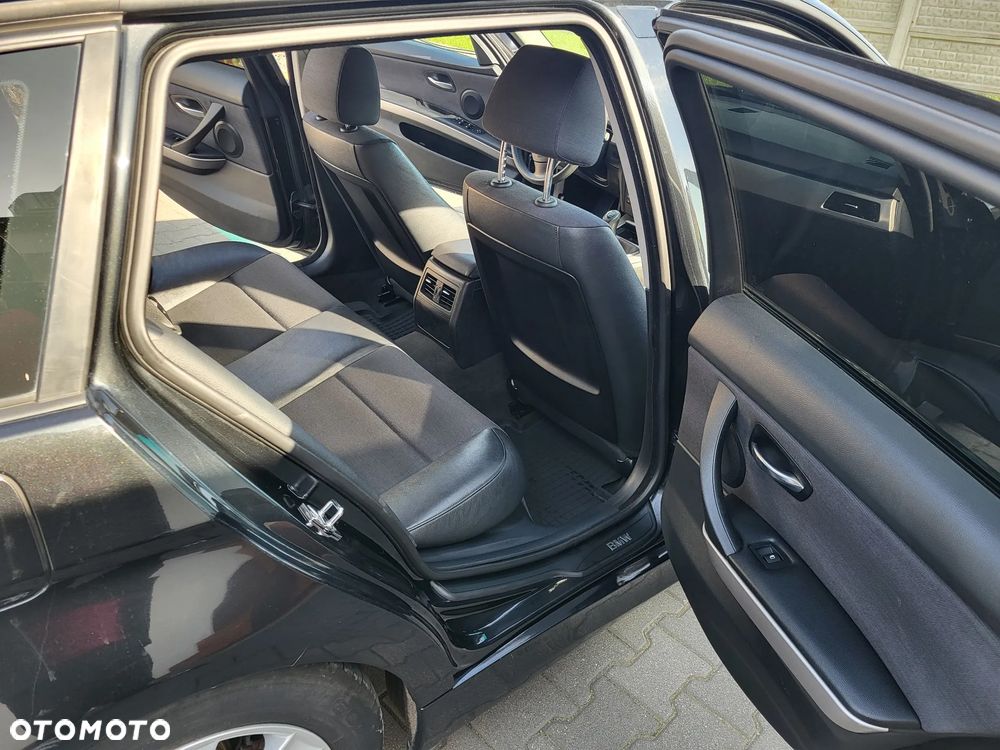 BMW Seria 3 318i - 19