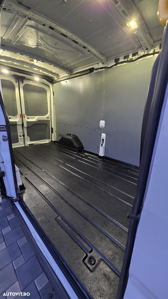 Ford Transit - 5