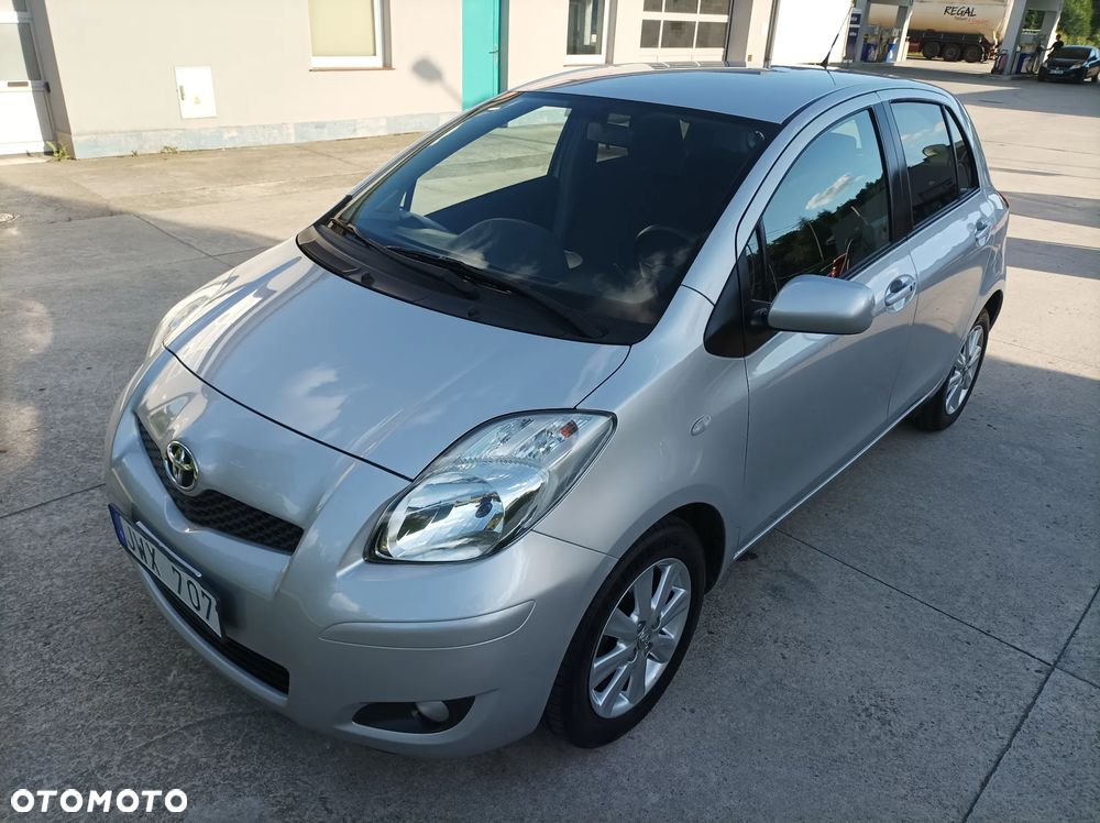Toyota Yaris 1.33 VVT-i Executive - 13