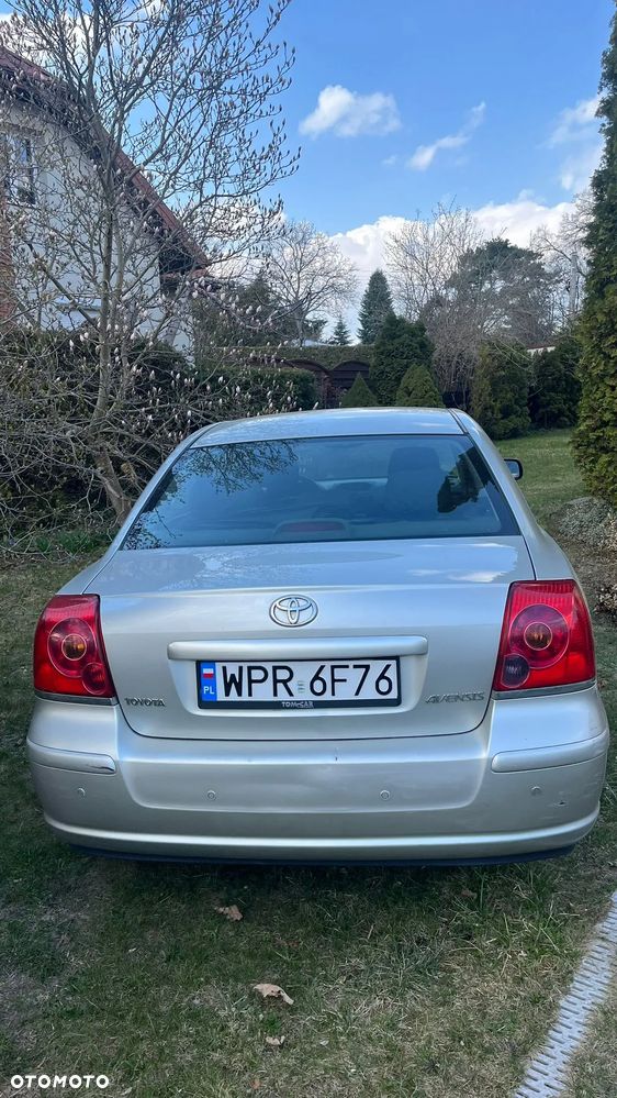 Toyota Avensis 1.8 VVT-i Luna - 13