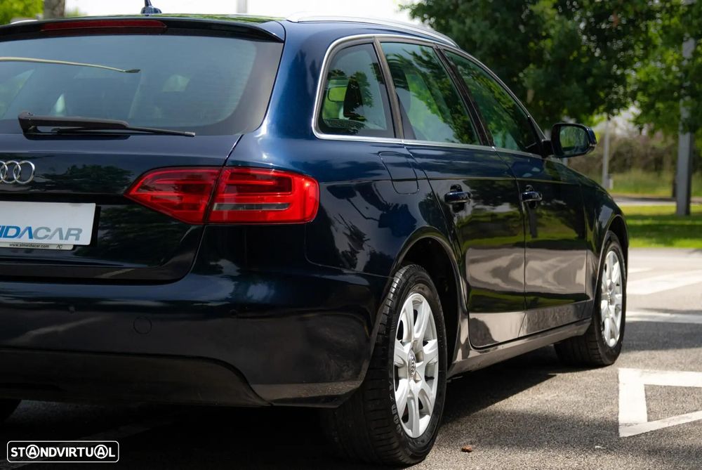 Audi A4 Avant - 11
