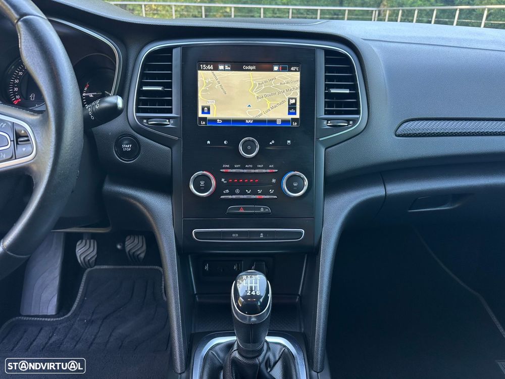 Renault Mégane Sport Tourer 1.3 TCe Limited - 10