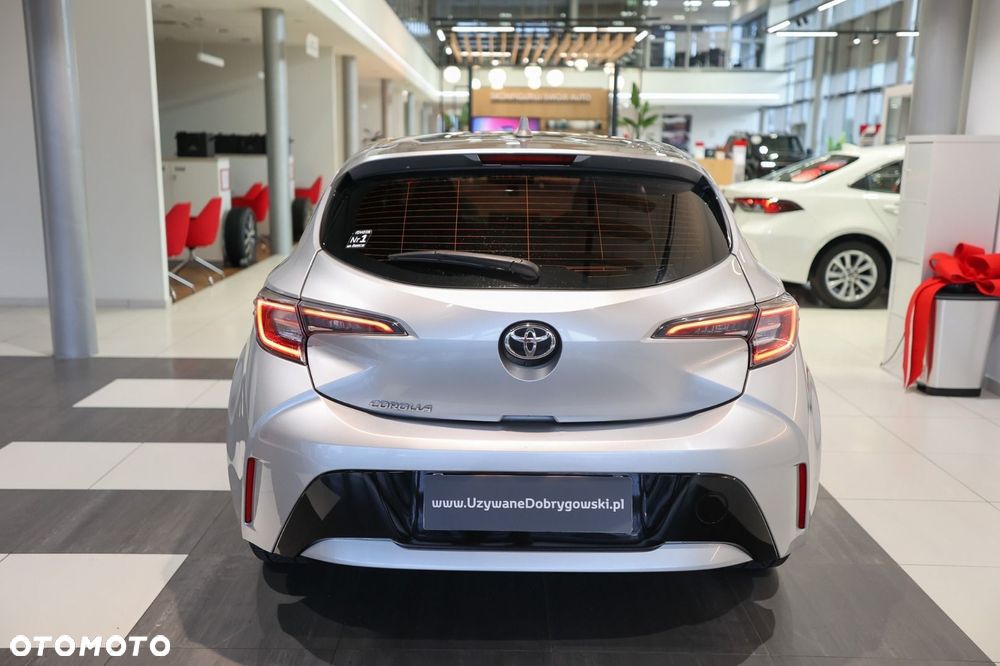 Toyota Corolla - 6