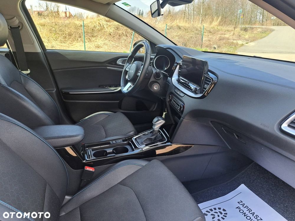 Kia XCeed 1.6 CRDi mHEV Prestige Line DCT - 9