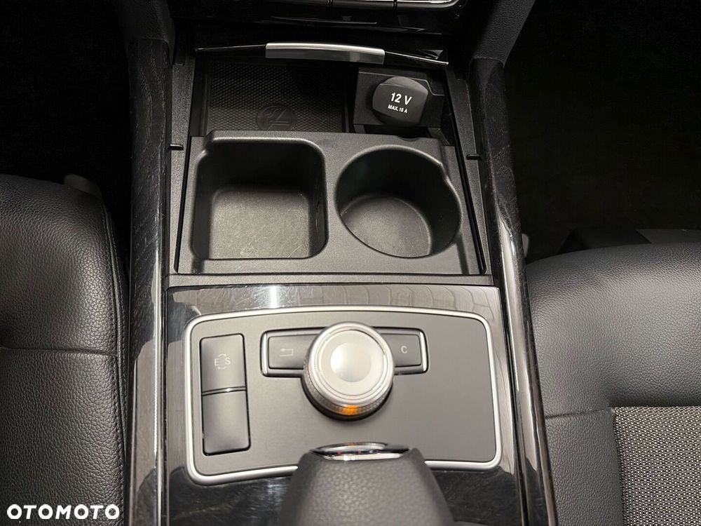 Mercedes-Benz Klasa E 220 CDI BlueEff - 18