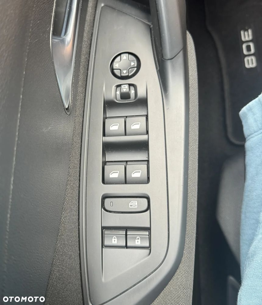Peugeot 308 PureTech 130 GPF Stop & Start Allure Pack - 20