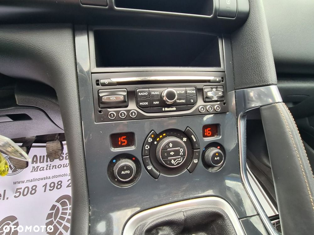 Peugeot 3008 1.6 HDi Active - 11