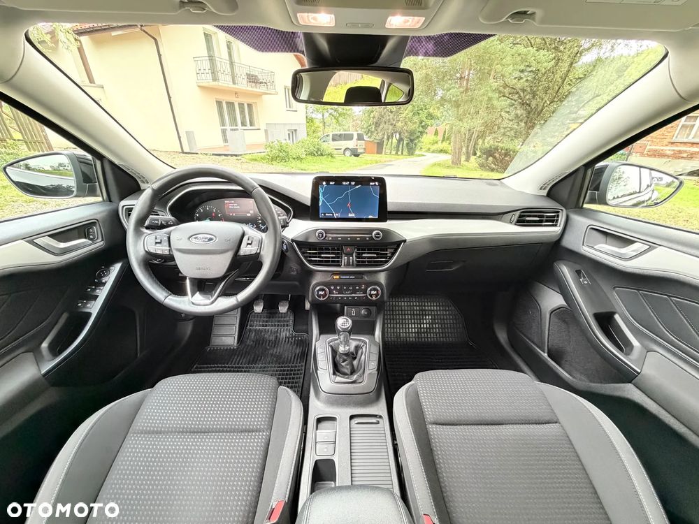 Ford Focus 1.0 EcoBoost Gold X (Trend) - 19