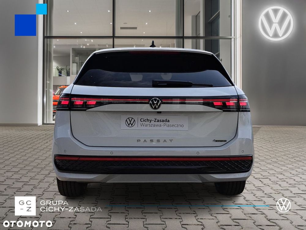 Volkswagen Passat - 4