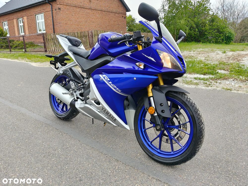 Yamaha YZF - 6
