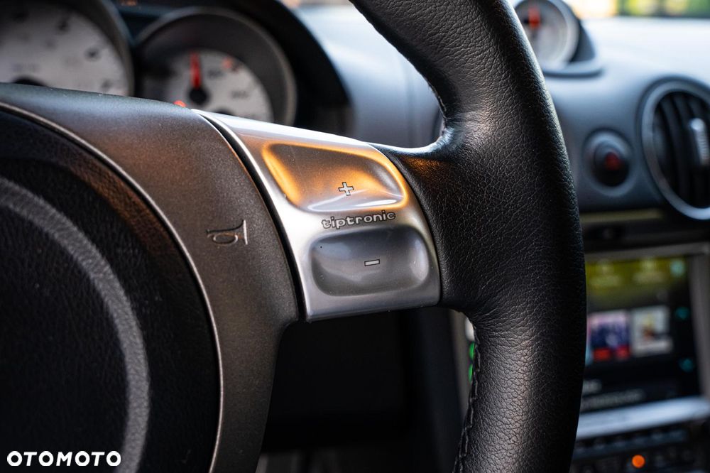 Porsche Cayman - 24